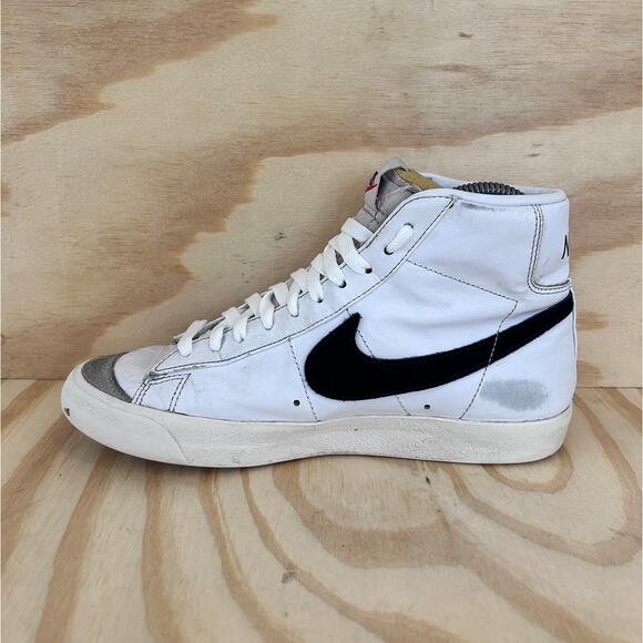 Nike - Blazer Mid 77 Vintage - Sneakers - Black - Women's - 8 - CZ1055-100 - Picture 4 of 9